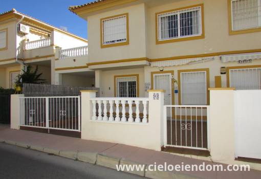 Apartment - Sale - Orihuela Costa - Playa Flamenca
