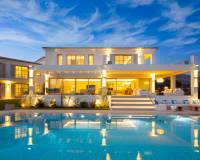 Sale - Villa - Marbella - Nueva Andalucía